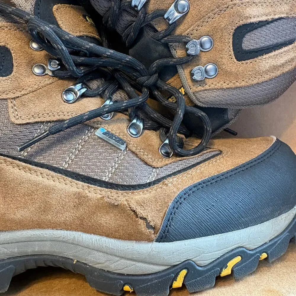 Hi-Tec Mens Wildwood Waterproof Boots 10 Brown Black 54246 Hike Camp Work